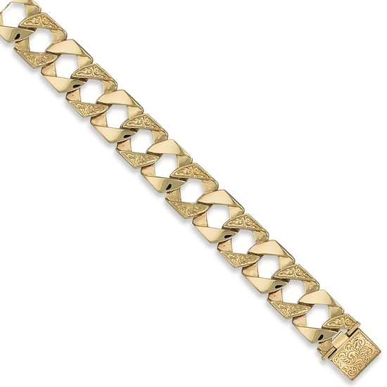 Y/G Plain & Patterned Casted Curb Bracelet