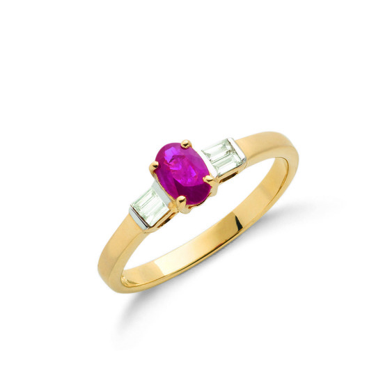 9ct Gold Ring with 0.11ct Diamonds and 0.60ct Centre Ruby, Size O